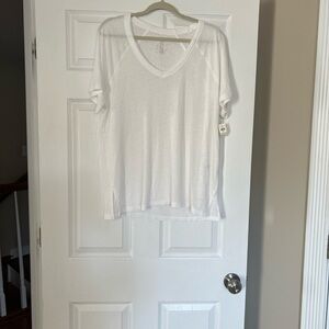 Offline by aerie  White V-Neck T
